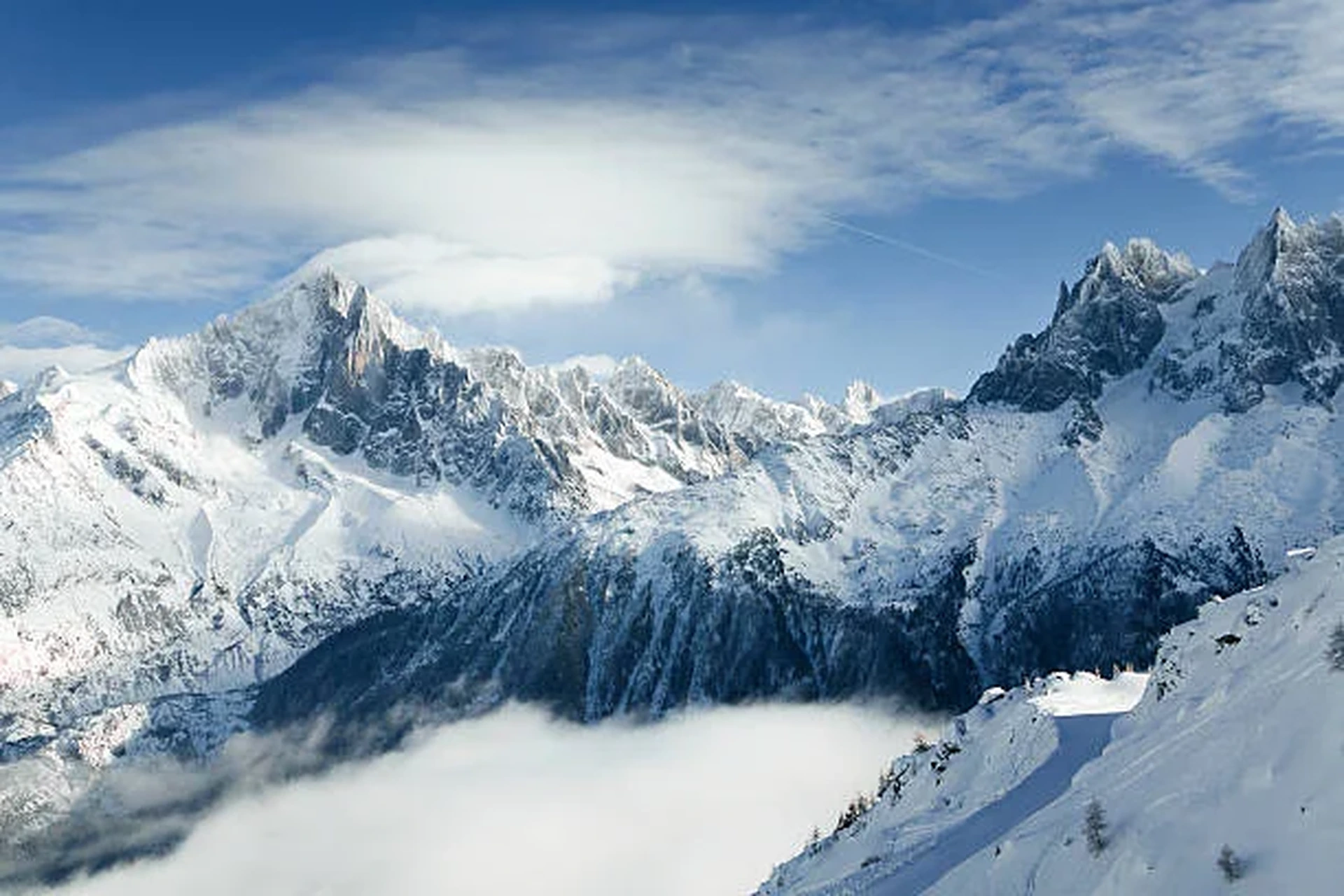 pg娱乐推荐采尔马特马特洪峰雪景
